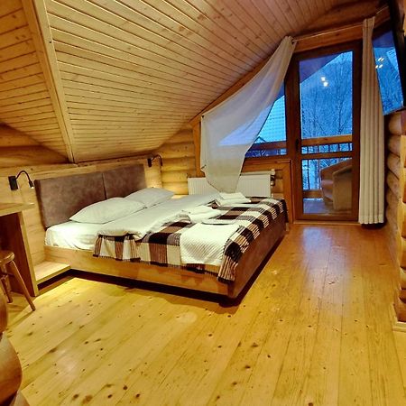 Hotel Bereg บูโคเวล ภายนอก รูปภาพ