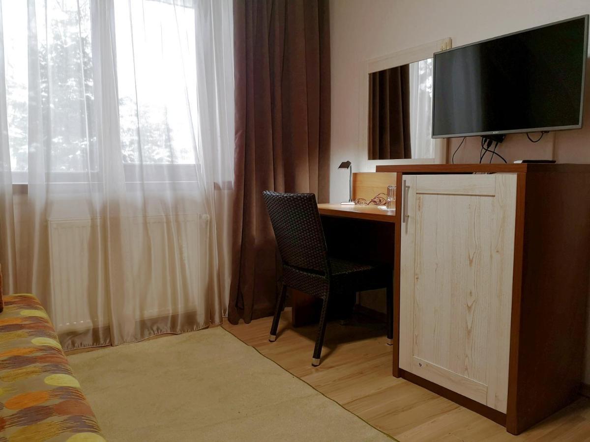 Hotel Bereg บูโคเวล ภายนอก รูปภาพ