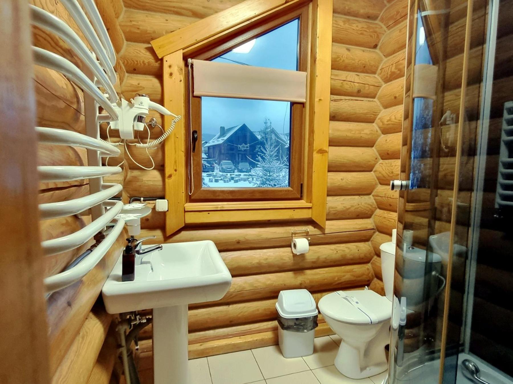 Hotel Bereg บูโคเวล ภายนอก รูปภาพ