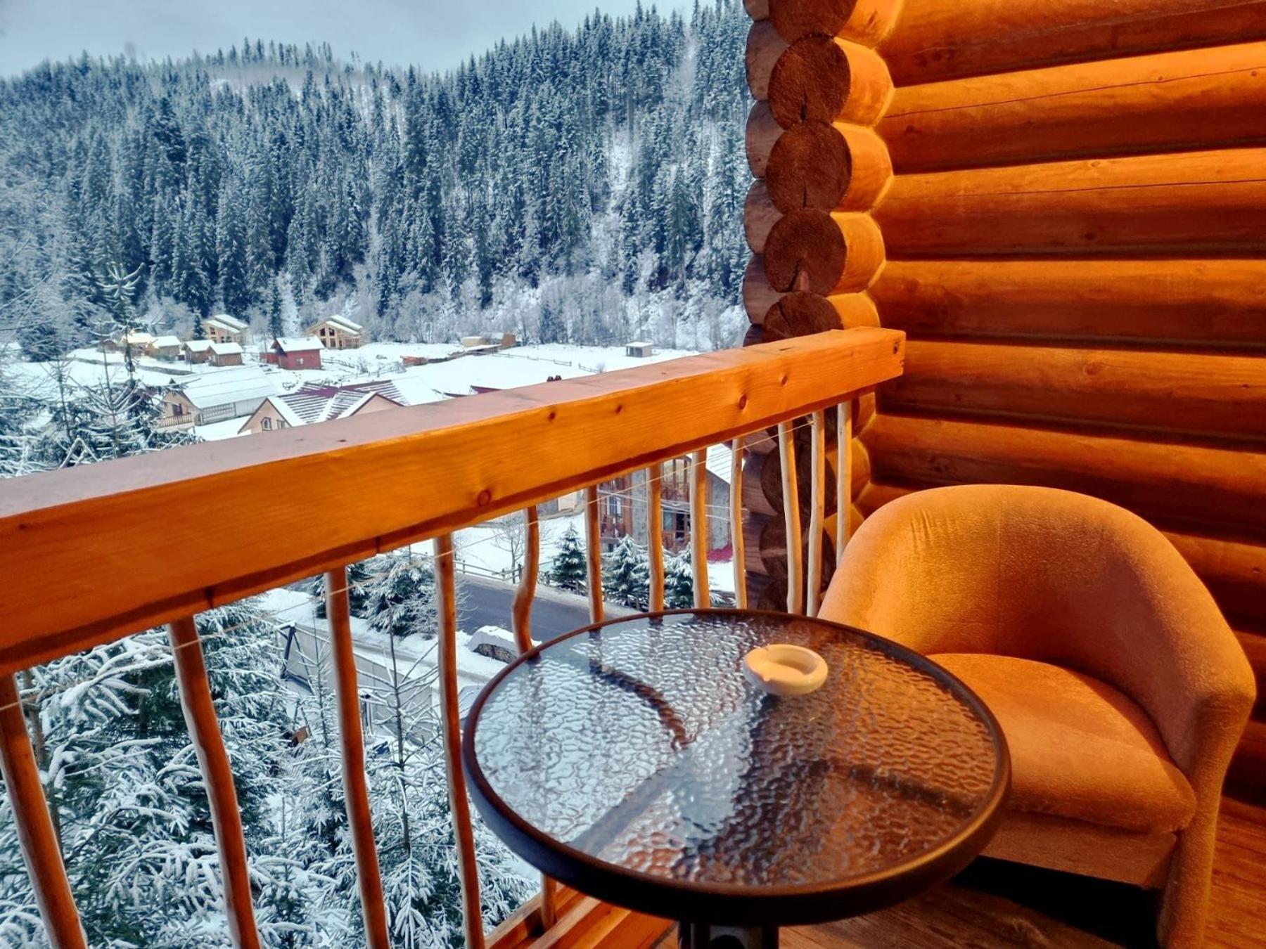 Hotel Bereg บูโคเวล ภายนอก รูปภาพ