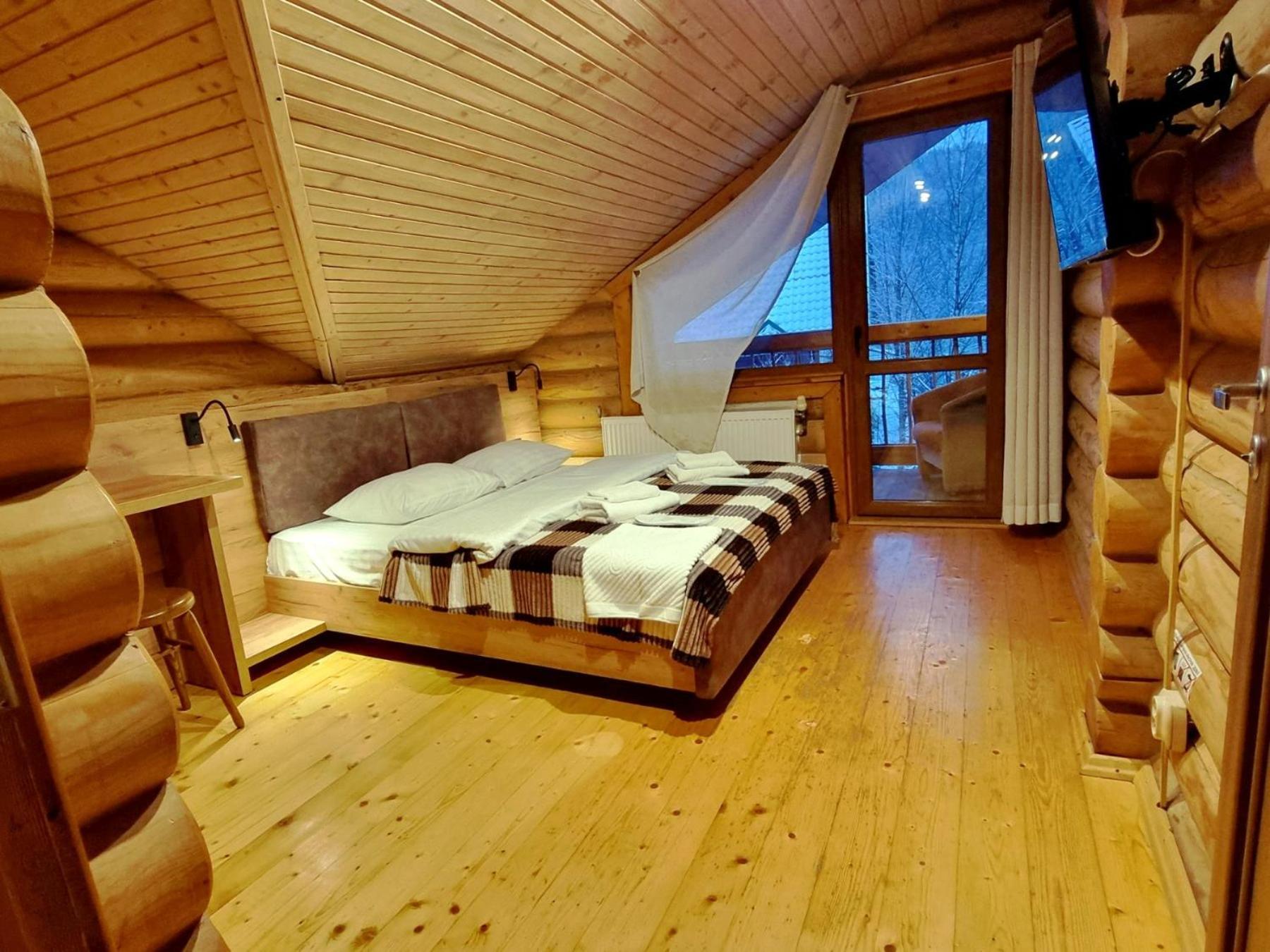Hotel Bereg บูโคเวล ภายนอก รูปภาพ
